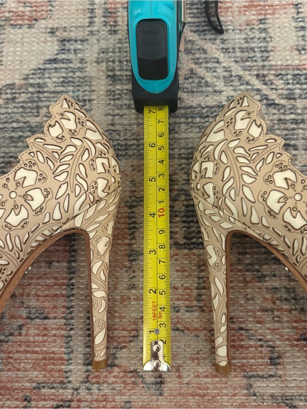 Alice + Olivia Cream and Tan Laser-Cut Stiletto Pumps - Picture 4 of 5